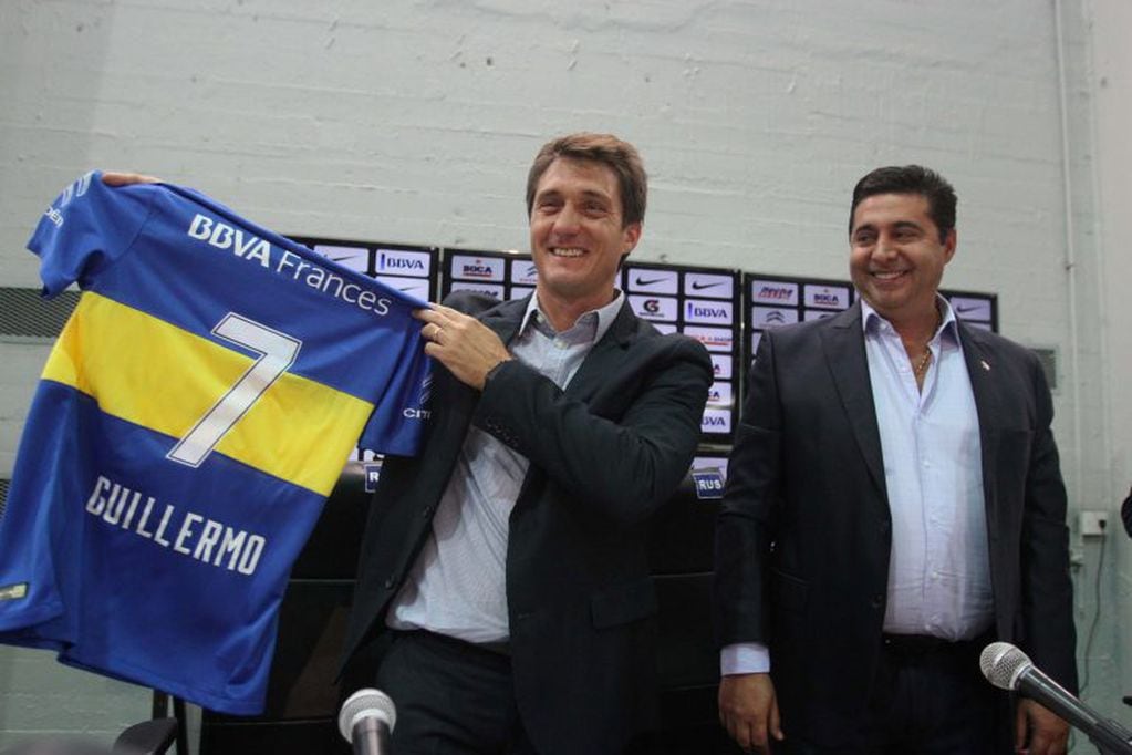 Guillermo Barros Schelotto, al ser presentado como DT de Boca en marzo de 2016. (DYN)