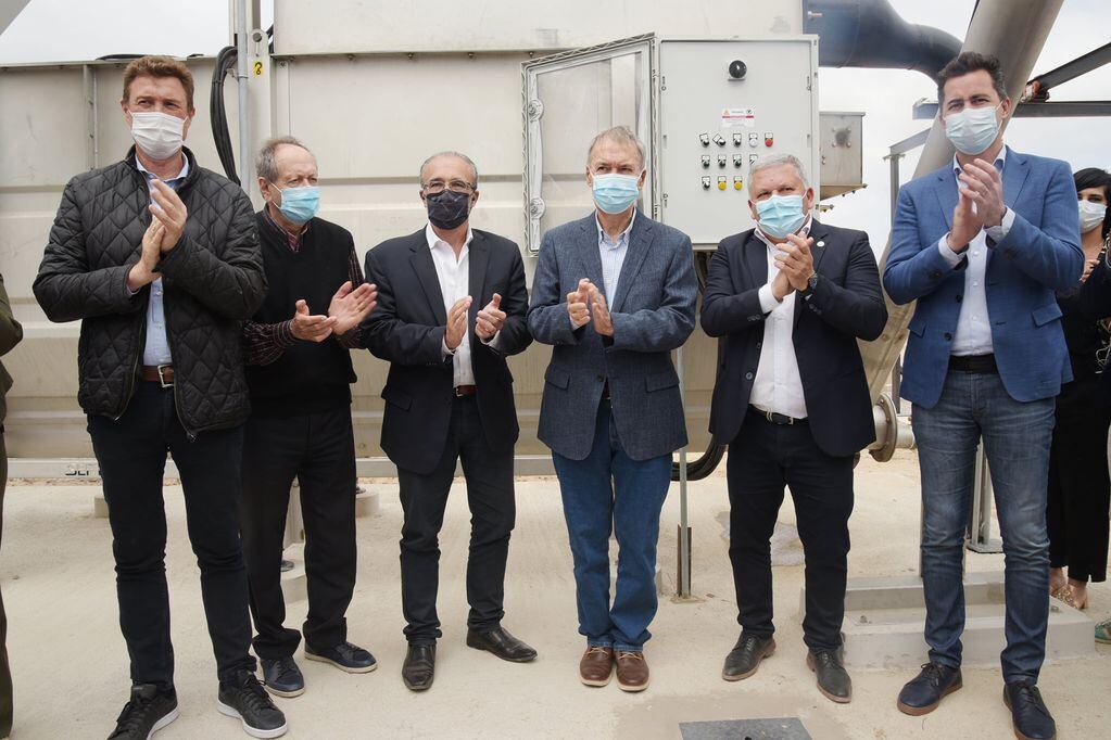 Juan Schiaretti inauguró la obra de saneamiento en Arroyito