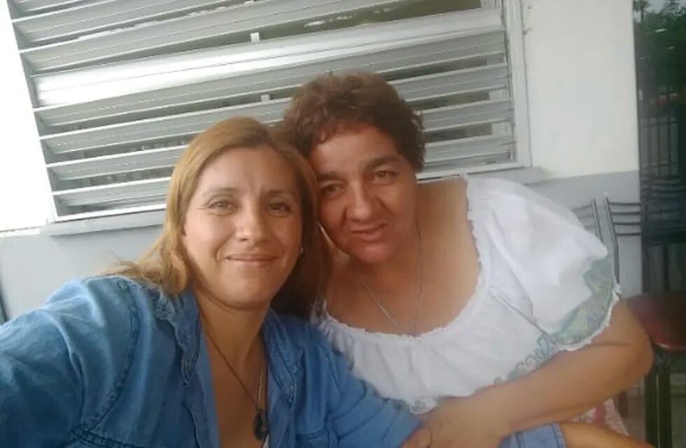 Claudia Fernández pudo reencontrarse con su mamá biológica  y su identidad luego de 37 años.