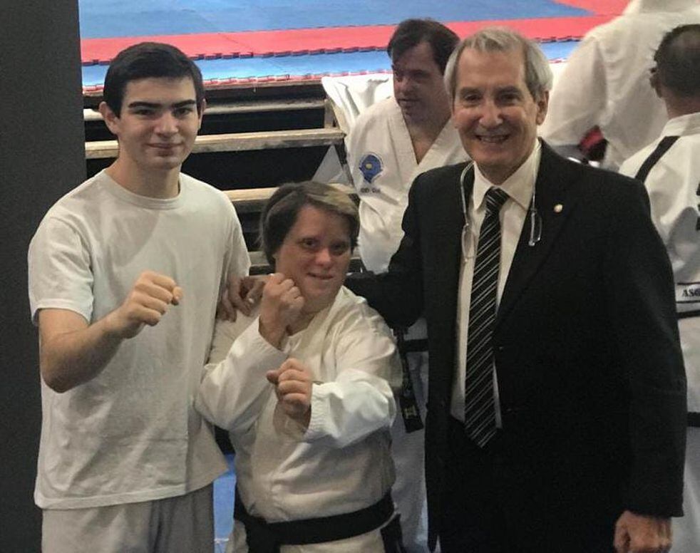 Lourdes Suriano necesita de todos para poder cumplir su sueño de ir al Mundial de Taekwondo.