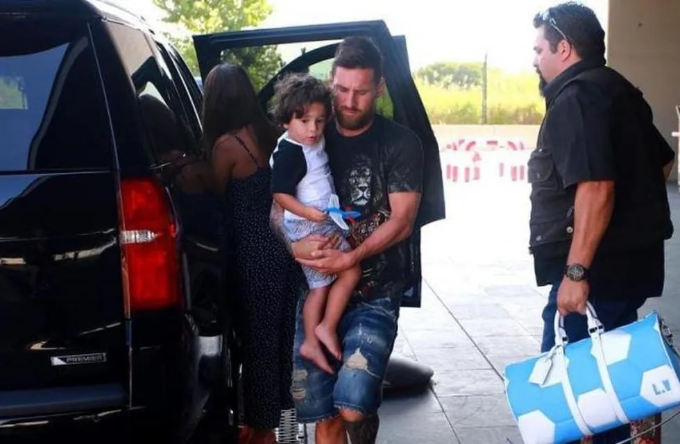 Lionel Messi se escapó en familia tras la eliminación de Rusia 2018 y ya regresó a Barcelona.