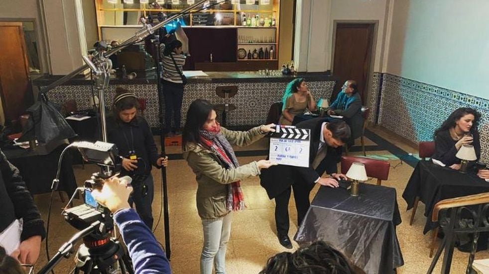 Realizadores audiovisuales egresados de la ENERC Cuyo piden colaboración para poder sustentar la filmación de su cortometraje "Por un solo ayer"