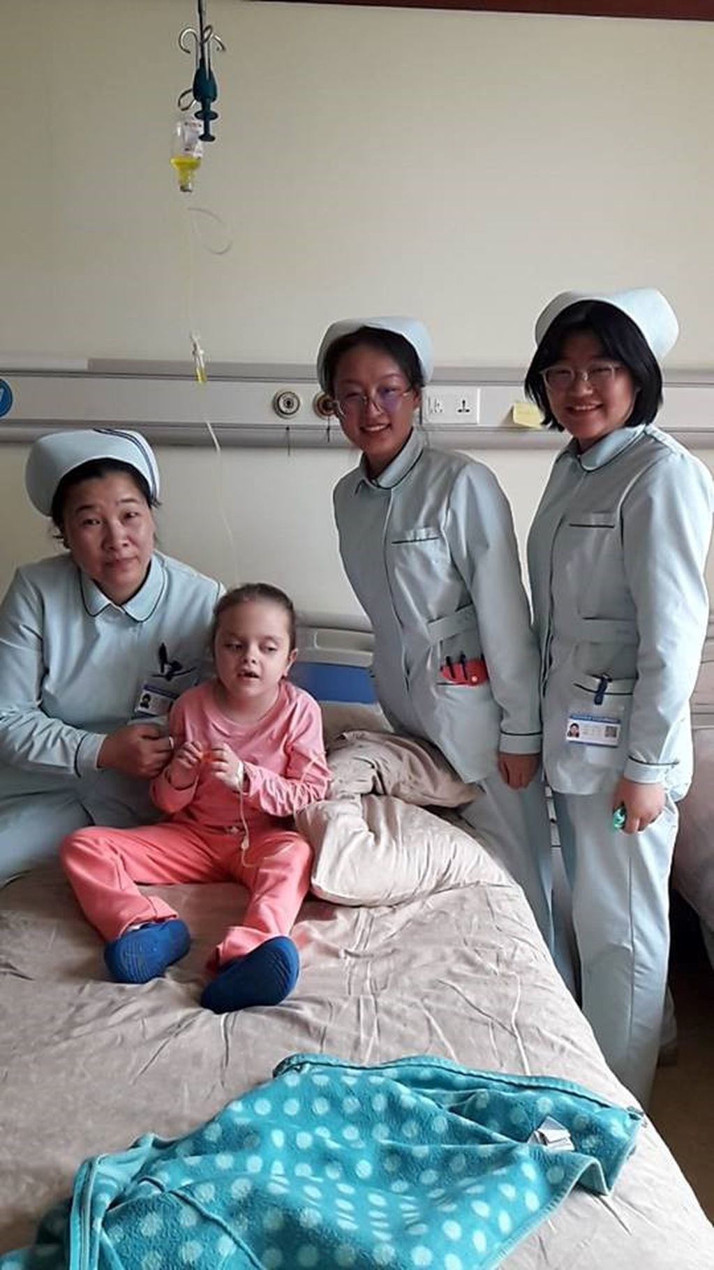 Una nena de Nogoyá se enfrenta al mismo tratamiento de Renzo en China