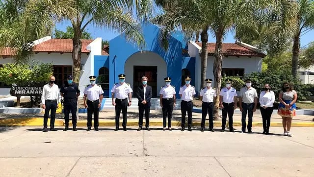 Parte de la plana mayor de la Policía de Córdoba en Miramar de Ansenuza