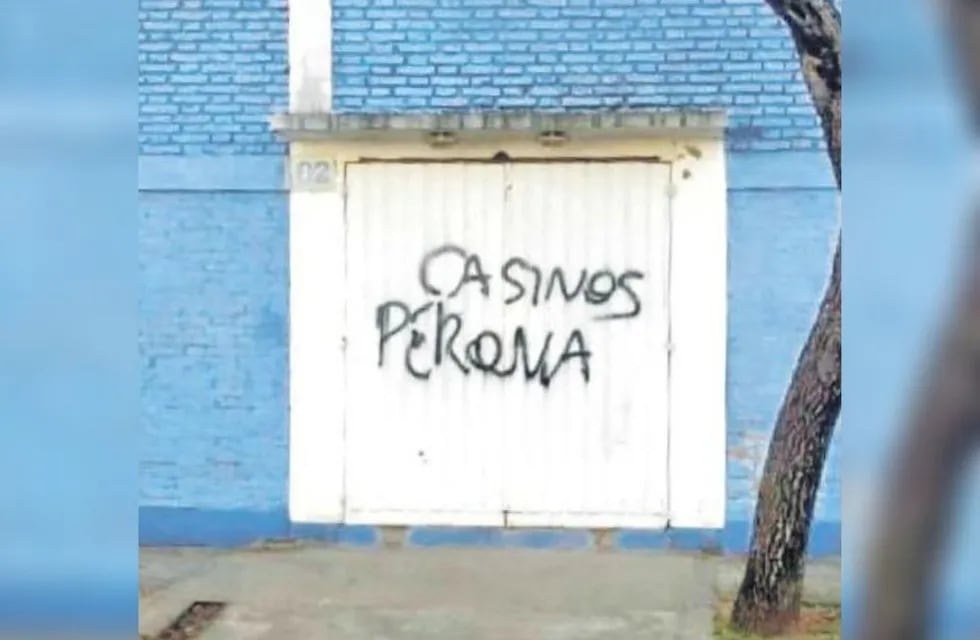 Casinos Perona, un graffitti que se podía observar en el club Atlético de Rafaela