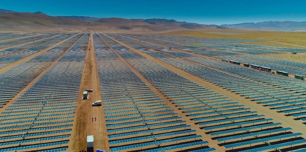 El parque solar Cauchari, en Jujuy, genera actualmente 300 Mw de energía limpia. Con la ampliación autorizada por Nación escalará hasta los 500 Mw.