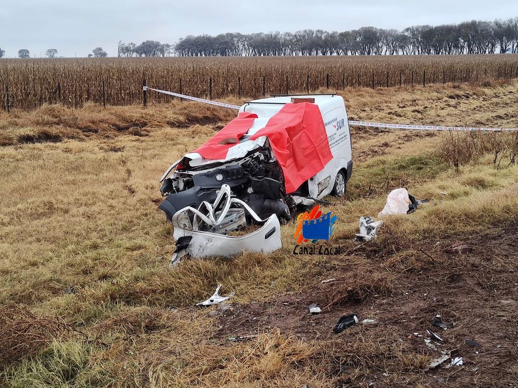 A raíz del impacto, falleció el conductor de la Fiat Fiorino.
