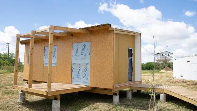 La UNLP construirá viviendas para situaciones de emergencia habitacional.