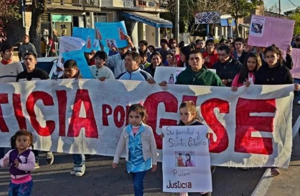 Marcha exigiendo Justicia por Gisel