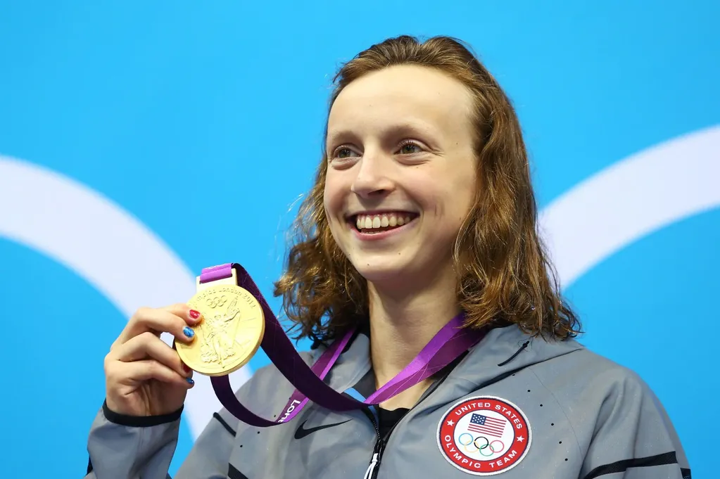 Katie Ledecky ganó una medalla de oro a los 15 años en los Juegos Olímpicos Londres 2012.