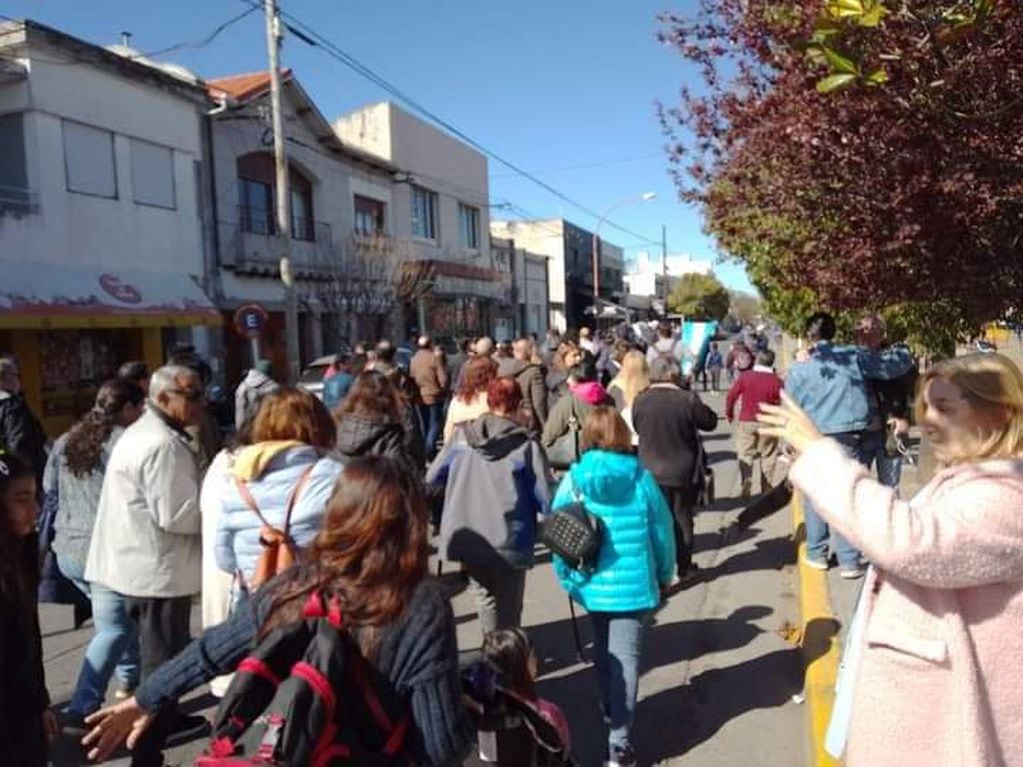 Puntaltenses marcharon en repudio al atentado a Cristina Fernández