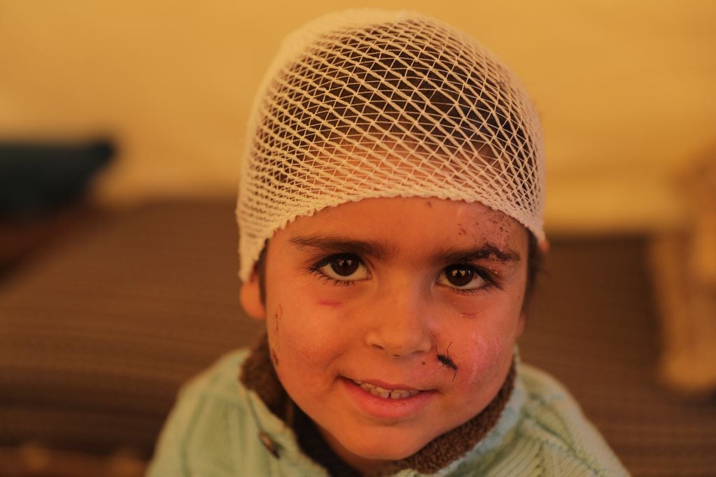 Musa fue herido en el terremoto de Siria y perdió a uno de sus hermanos. Según UNICEF, en entornos como el de Siria, "las chicas y chicos son los que deben soportar la carga mayor”.