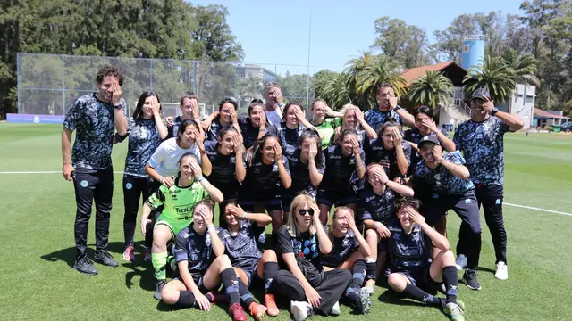 Las chicas de Belgrano festejan el paso a cuartos de final de la Copa Federal de Fútbol Femenino
