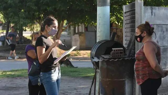 Puerta a puerta para prevenir casos de dengue en Rafaela