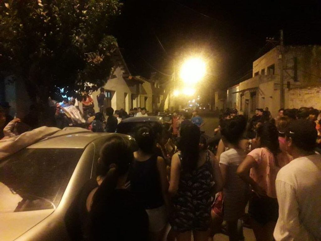 Vecinos de El Carmen se manifestaron en contra del aberrante hecho