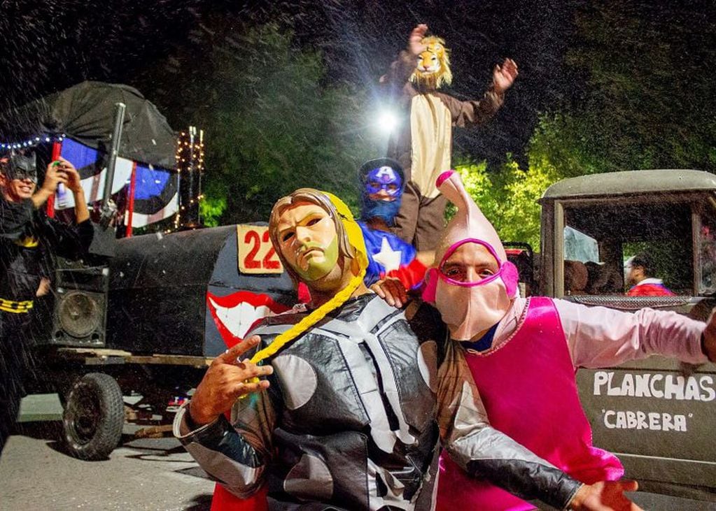 Las mejores fotos del Carnaval de Azul. (Foto: Prensa Municipal):
