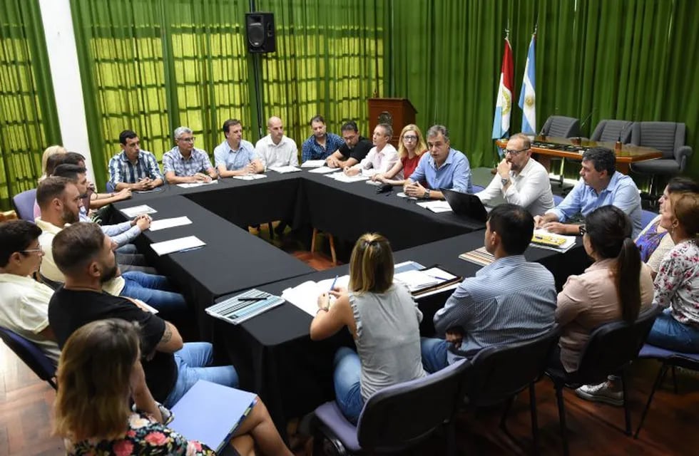 Reunión de Gabinete de Luis Castellano para analizar el Presupuesto 2020 aprobado (Prensa Municipalidad de Rafaela)