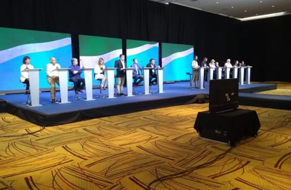 Se volvieron a encontrar en la segunda parte del debate los candidatos a diputados provinciales. (Diario Chaco).