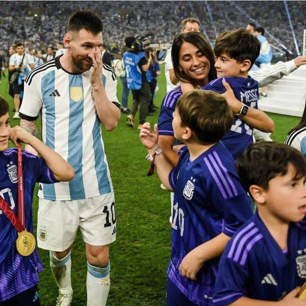 Lionel Messi y la alegría de su familia con Argentina campeona del Mundo.