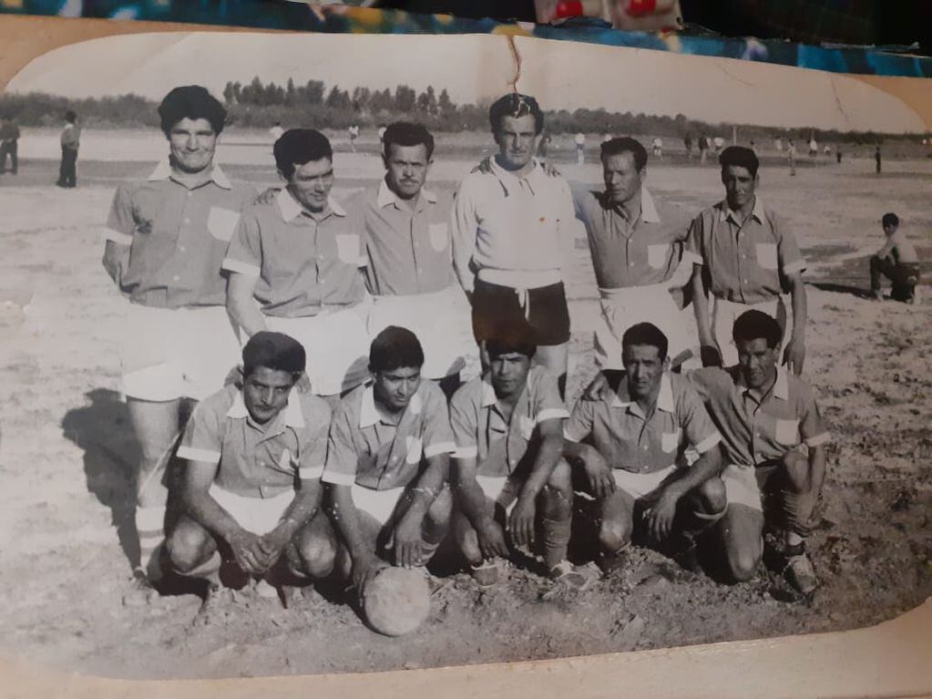 Un equipo de fútbol de Salagasta.