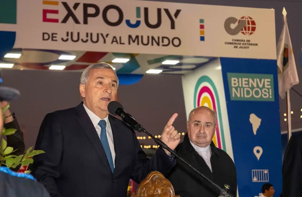 "Cada Expojuy es un desafío, ahora se sumaron más empresas, esto es una buena referencia, por ello, mis saludos a los emprendedores y empresarios que tienen el coraje para afrontar los momentos difíciles", expresó el Gobernador en la inauguración oficial de la Expojuy 2022.