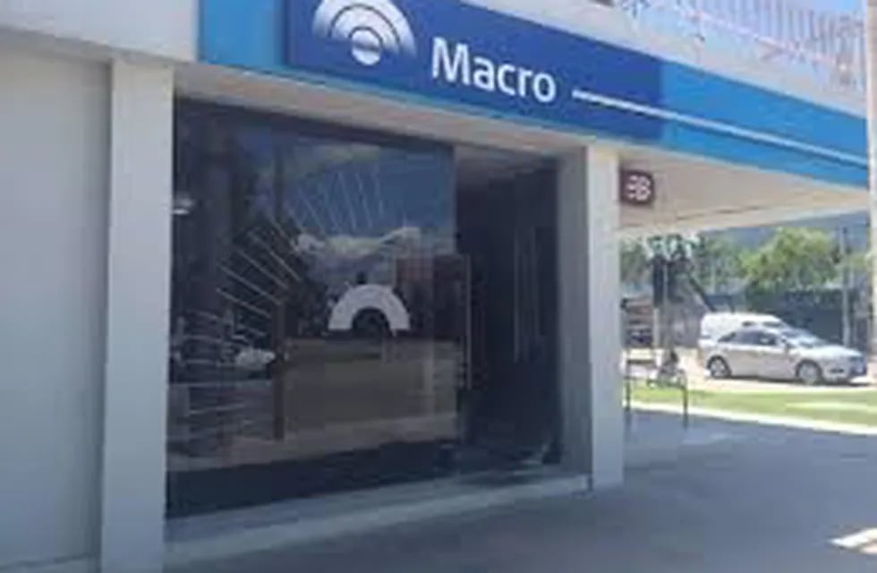 Banco Macro sucursal Urquiza