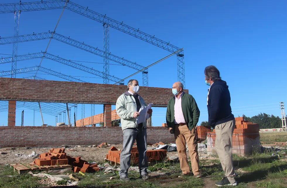 Hugo Fernández supervisó las obras del Polo Educativo