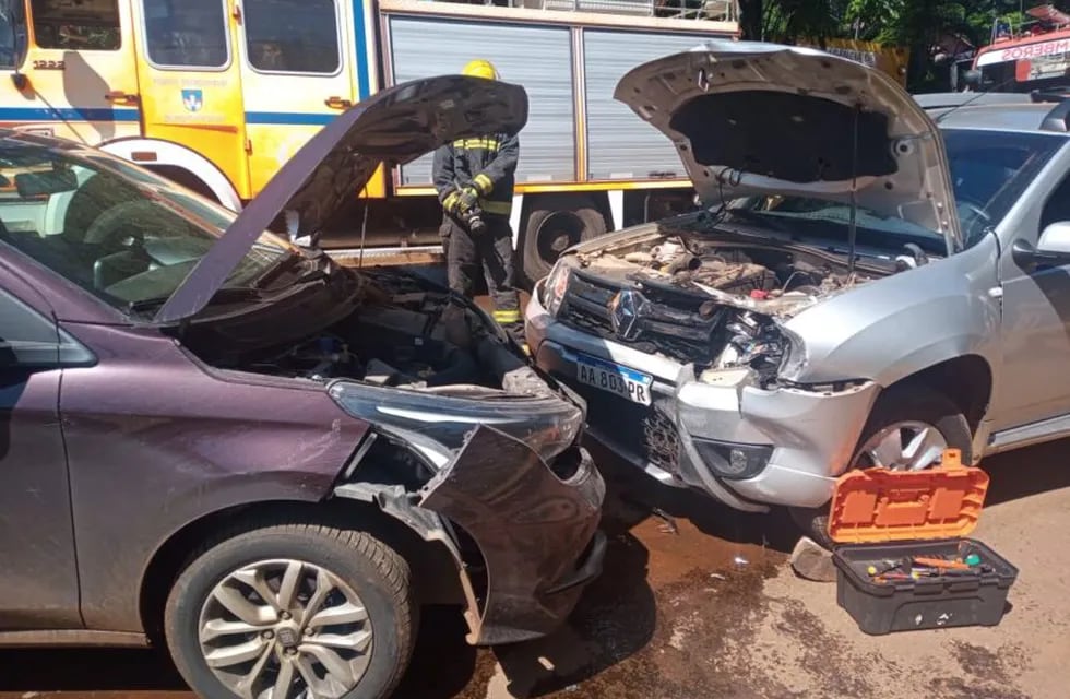 Accidente vial en Puerto Iguazú dejó como saldo a varias personas lesionadas.