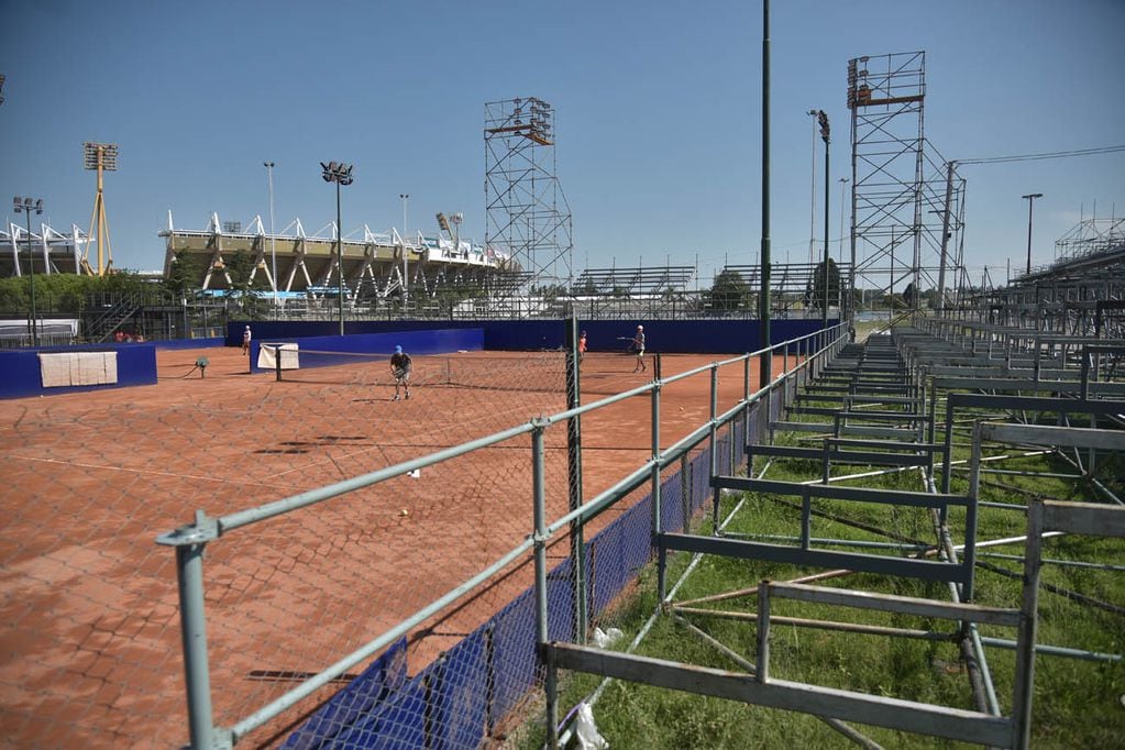 Preparan el predio y las canchas para una nueva edición del Córdoba Open de tenis (Facundo Luque / La Voz)