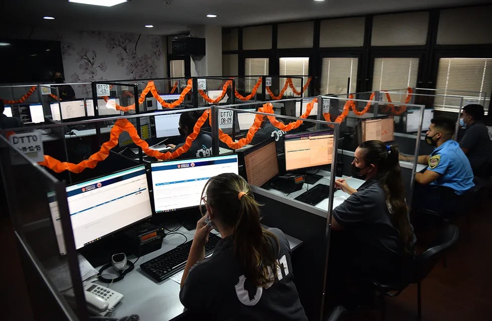 La central de emergencias responde llamados las 24 horas. (Pedro Castillo)