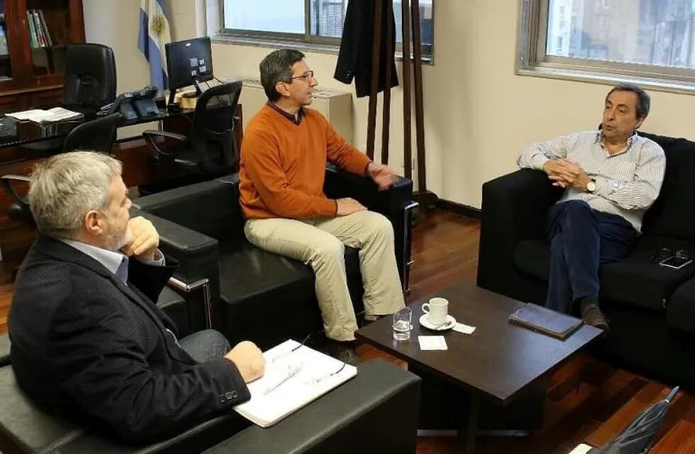 El ministro de Seguridad de Corrientes se reunió con su par en Capital Federal para pedirle que Nación aporte tecnología a la policía provincial.