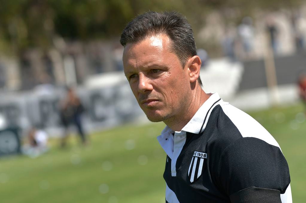 
Luca Marcogiuseppe, ganó el clásico con Gimnasia de Mendoza y va por el ascenso del fútbol mayor de AFA. 