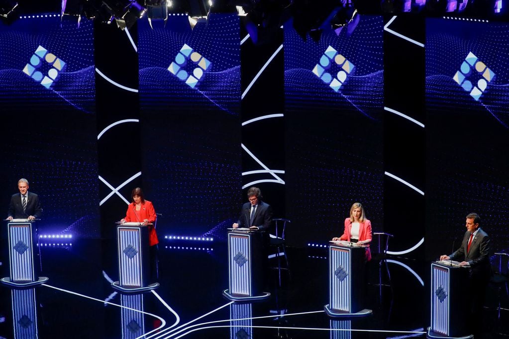 Los cinco candidatos a presidente participaron del debate presidencial. (Corresponsalía La Voz / Federico López Claro)