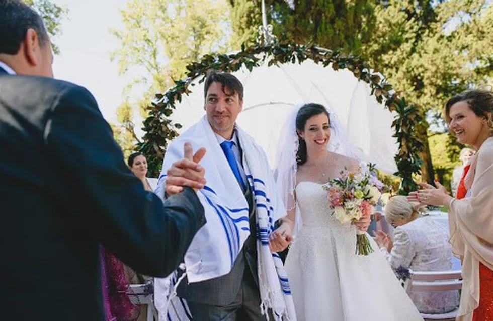 Casamiento judío rompió la cuarentena (Web)