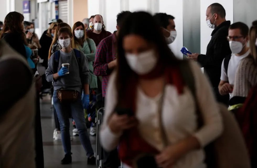 Chile registró otro récord diario de contagios por coronavirus. (EFE)