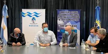 Iniciarán el Plan de vacunación para trabajadores esenciales de la industrial hidrocarburífera