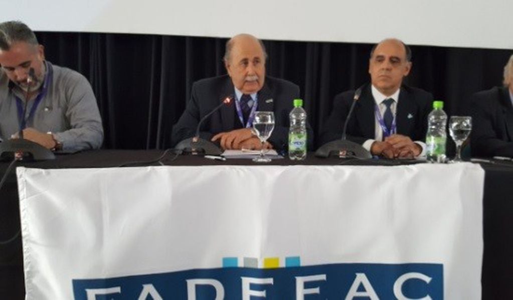 Hugo Bauza vicepresidente de FADEEAC