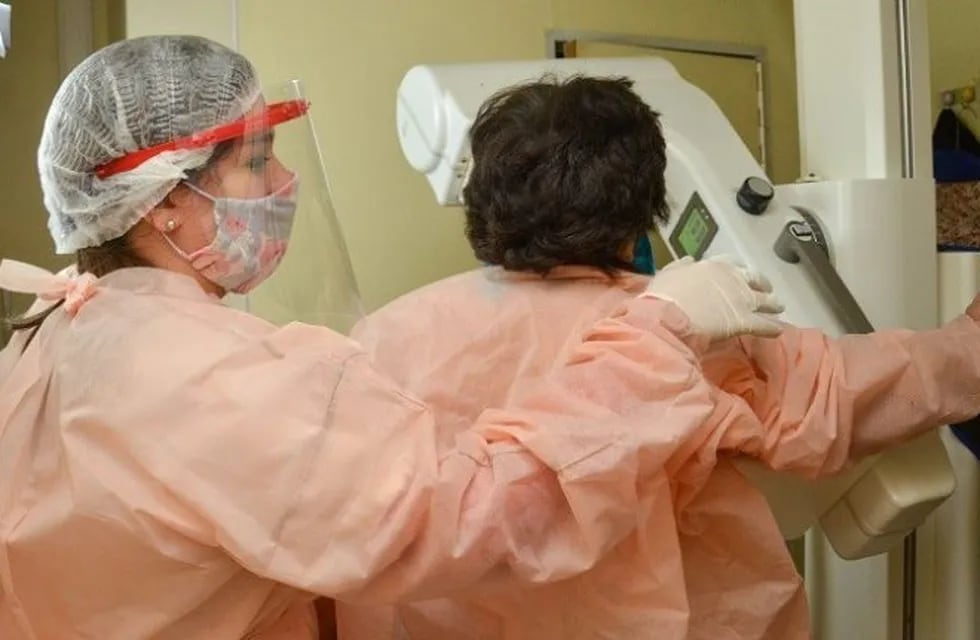 En San Juan por la pandemia disminuyeron un 40% las consultas por cáncer de mamas.