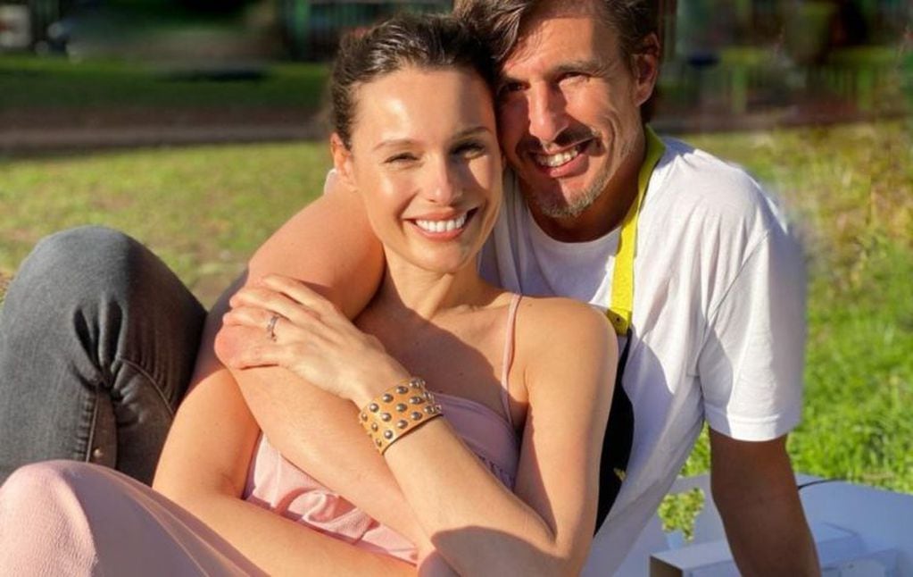 Pampita estaría esperando su primer hijo con Moritán