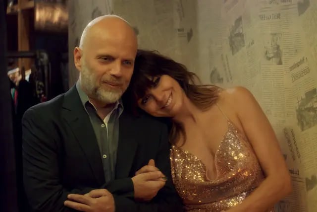 Sebastián Wainraich y Natalie Pérez son los protagonistas de "Casi Feliz". (Netflix)