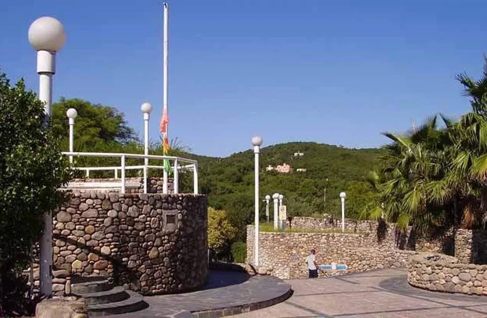 Plaza Humerto Francia de Río Ceballos.