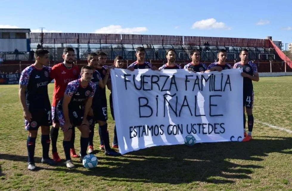 El plantel de Central Córdoba fue el primero que se solidarizó con la familia. (Juanjo Cavalcante)
