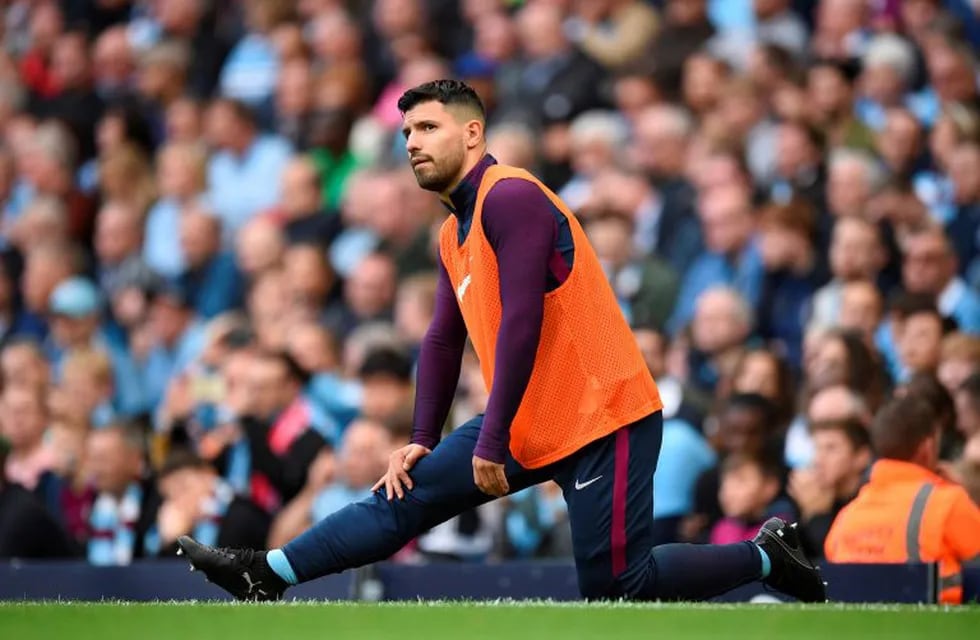 Manchester City's Argentinian striker Sergio Aguero warms up during the English Premier League football match between Manchester City and Stoke City at the Etihad Stadium in Manchester, north west England, on October 14, 2017. / AFP PHOTO / Oli SCARFF / RESTRICTED TO EDITORIAL USE. No use with unauthorized audio, video, data, fixture lists, club/league logos or 'live' services. Online in-match use limited to 75 images, no video emulation. No use in betting, games or single club/league/player publications.  /