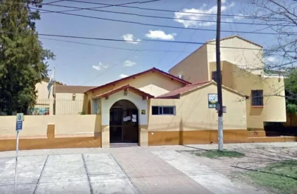La Escuela Primaria N°22 de Plátanos, en Quilmes, donde un alumno de 10 años habría sido abusado por un compañero.