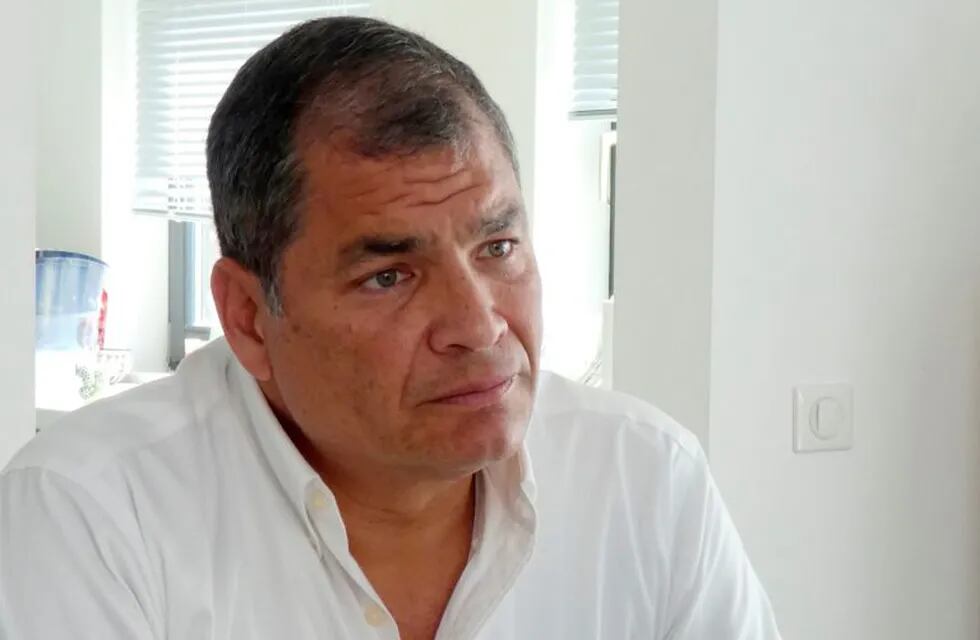 Rafael Correa fue condenado a ocho años de cárcel por corrupción. (AP)