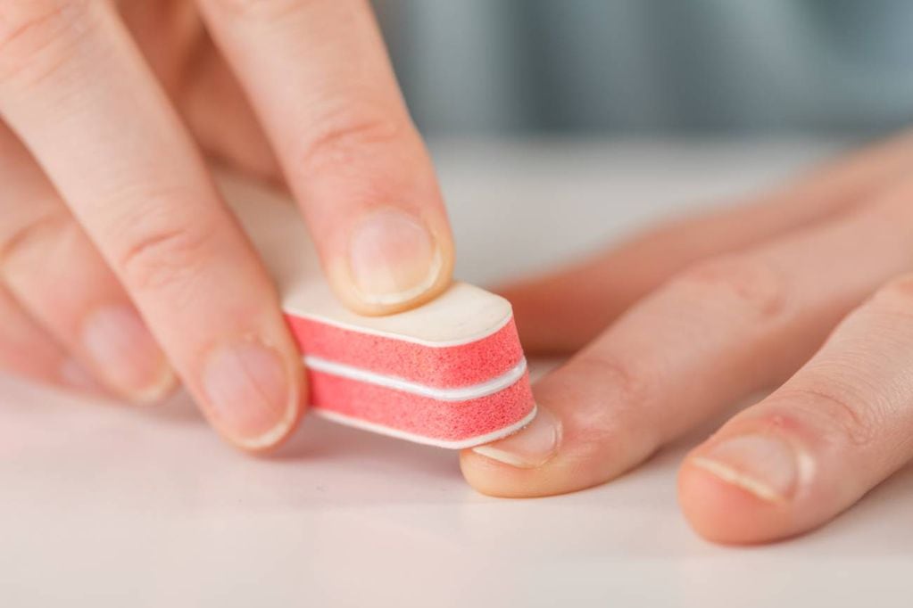¿Le molestan las estrías en las uñas? En la mayoría de los casos son genéticas o un signo de la edad. (DPA)