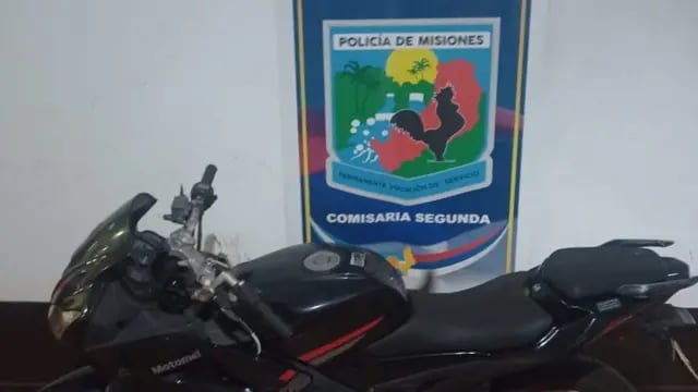 Recuperan una motocicleta presuntamente robada en Puerto Iguazú