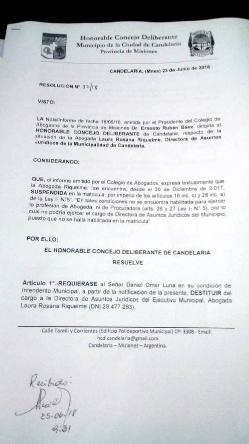 Primera hoja de la resolución del Concejo Deliberante de Candelaria sobre la situación de la letrada Riquelme.