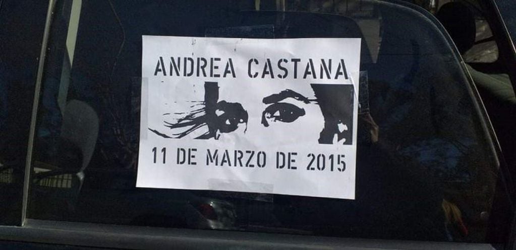Multitudinaria caravana por Andrea Castana a más de cinco años de su femicidio.