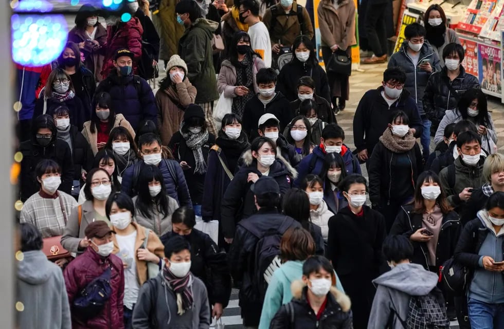 Japón detectó cuatro pacientes con una nueva variante de coronavirus.